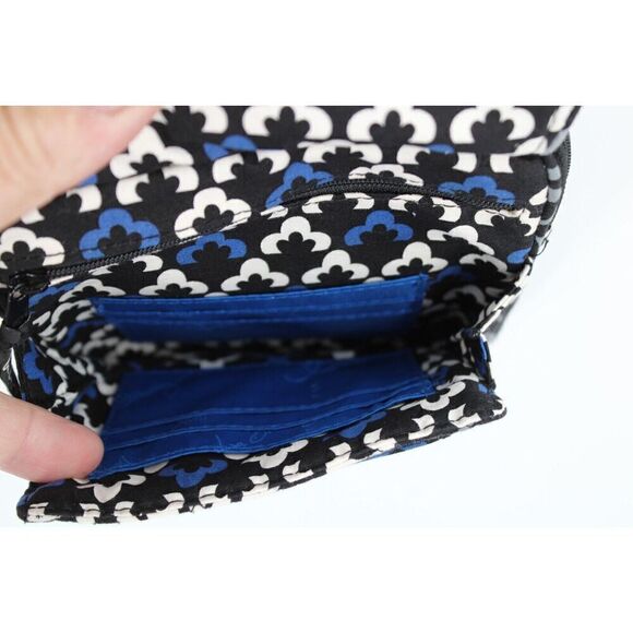 VERA BRADLEY ALL IN ONE CROSS BODY/WALLET NOMADIC FLORAL PATTERN - Picture 6 of 13